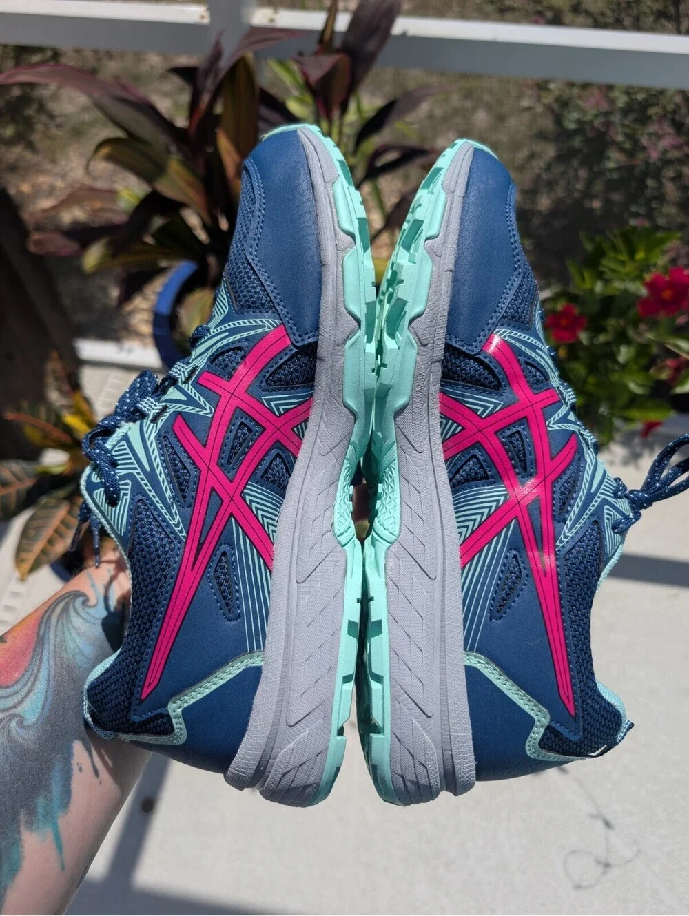 ASICS GEL-Venture 8 Blue Pink Women's Size 11.5 W Wide Trail Running Shoes